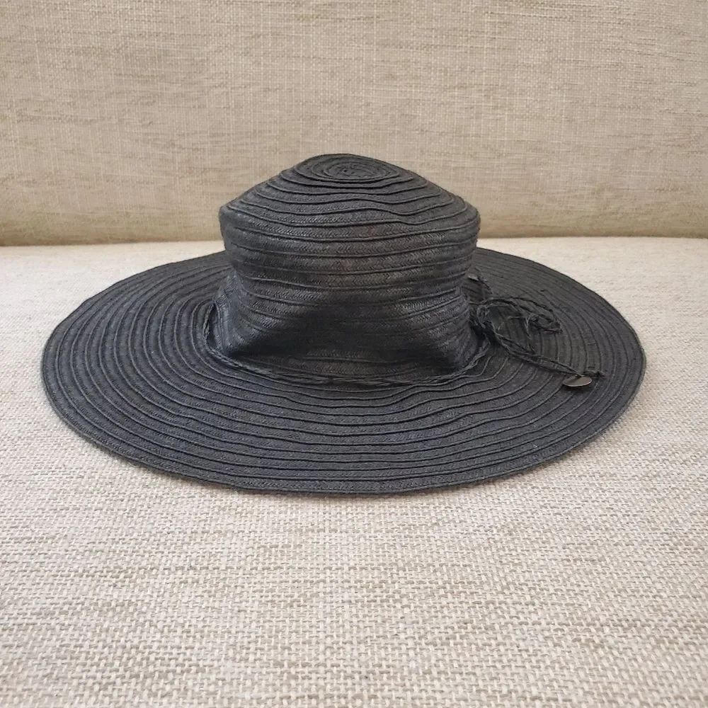 Lucy Love Floppy Beach Hat